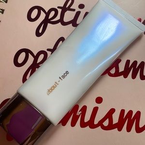 About Face Light Lock Illuminating Body